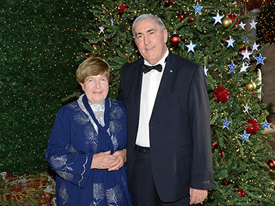 Photo of Marija Alenčica Djurkin Ećimović and Timi Ećimović in Manila (enlarge)